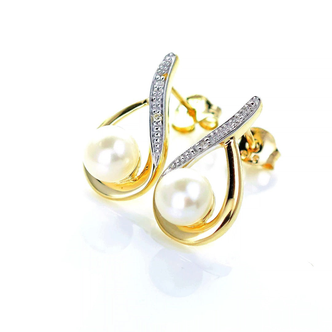 9ct Fresh Water Pearl Diamond Earrings Gold Studs Natural Gemstones