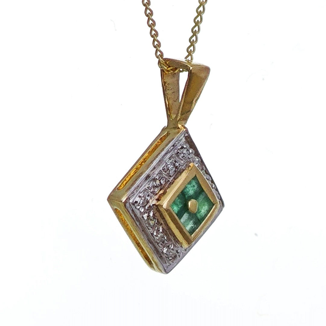 9ct Emerald Diamond Necklace Yellow Gold 0.19ct Green Square Natural Gemstone