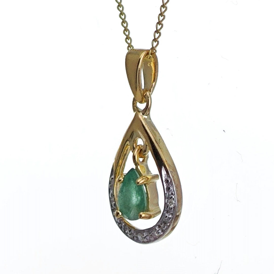 9ct Emerald Necklace Yellow Gold 0.25ct Green Pear Natural Gemstone