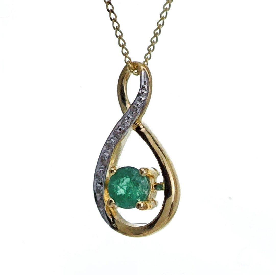 9ct Emerald Diamond Necklace Yellow Gold 0.33ct Green Round Natural Gemstone