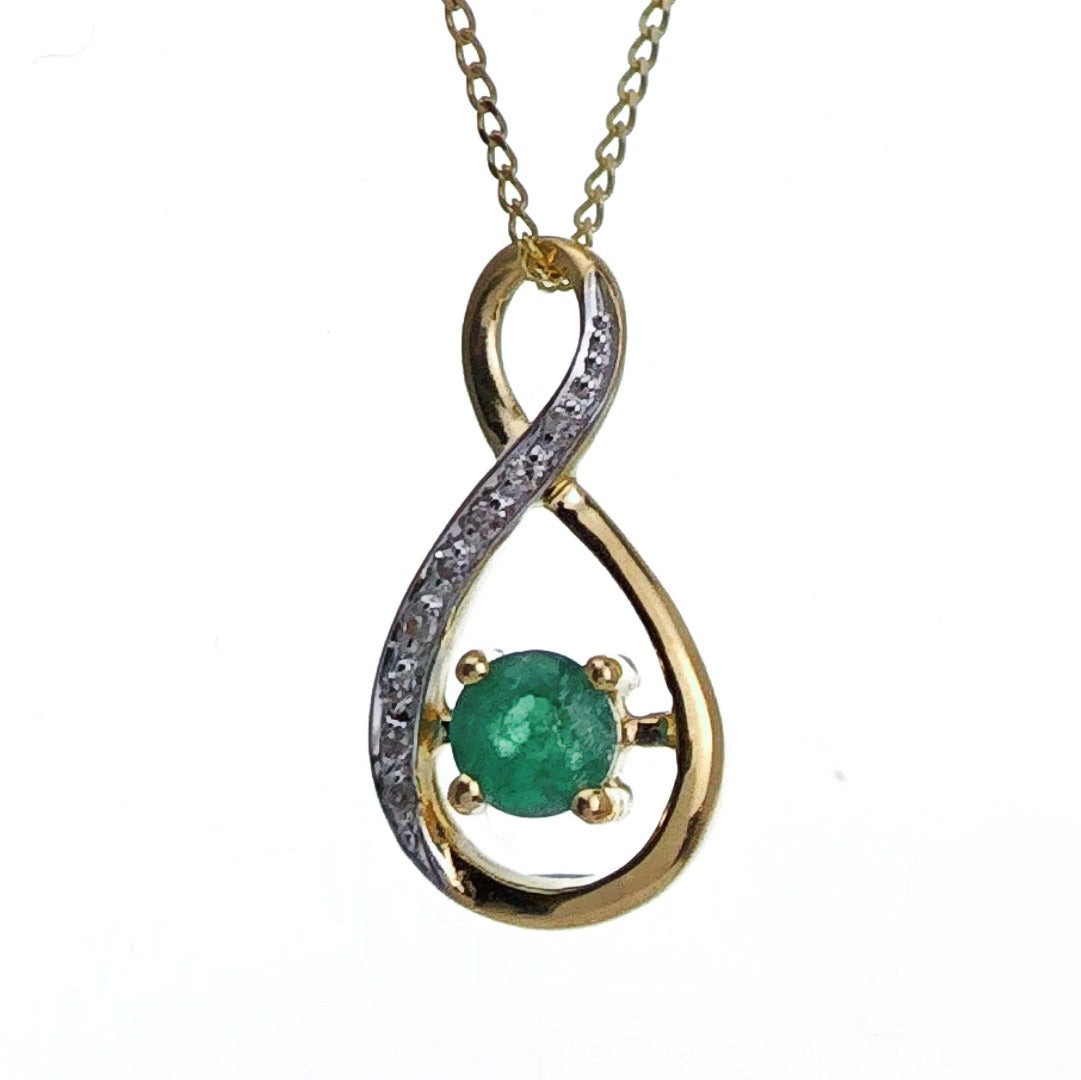 9ct Emerald Diamond Necklace Yellow Gold 0.33ct Green Round Natural Gemstone