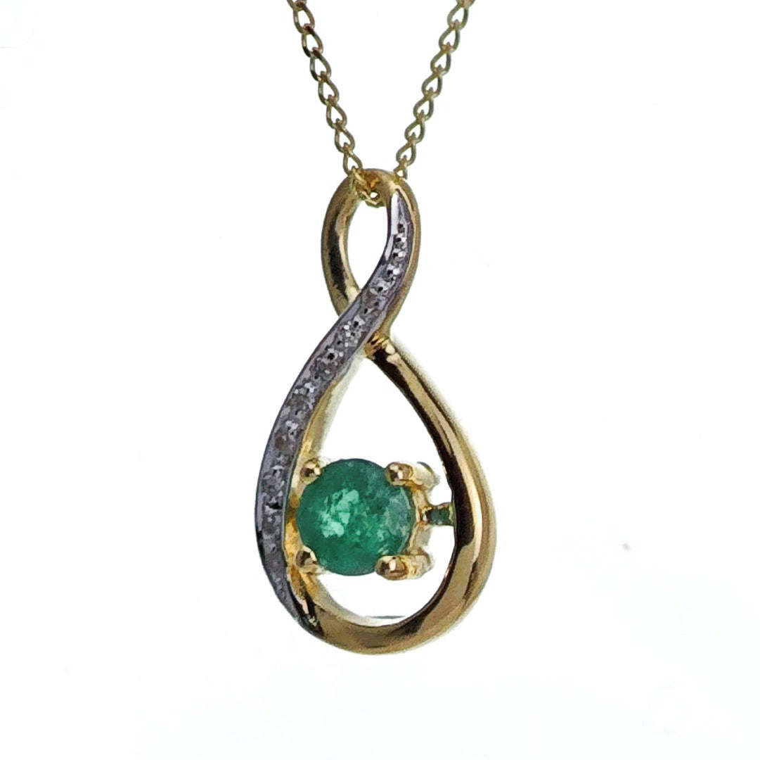 9ct Emerald Diamond Necklace Yellow Gold 0.33ct Green Round Natural Gemstone