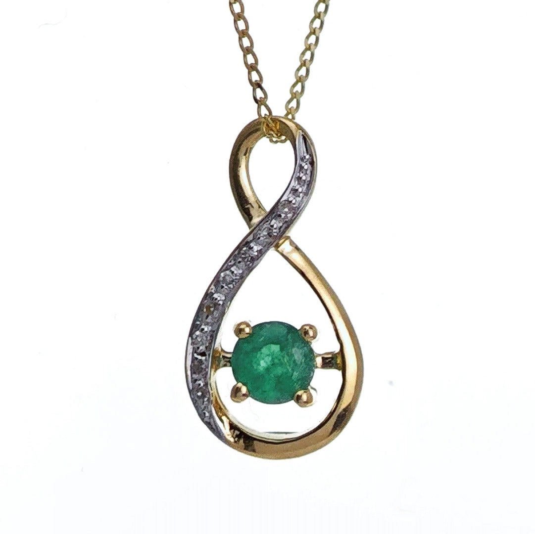 9ct Emerald Diamond Necklace Yellow Gold 0.33ct Green Round Natural Gemstone