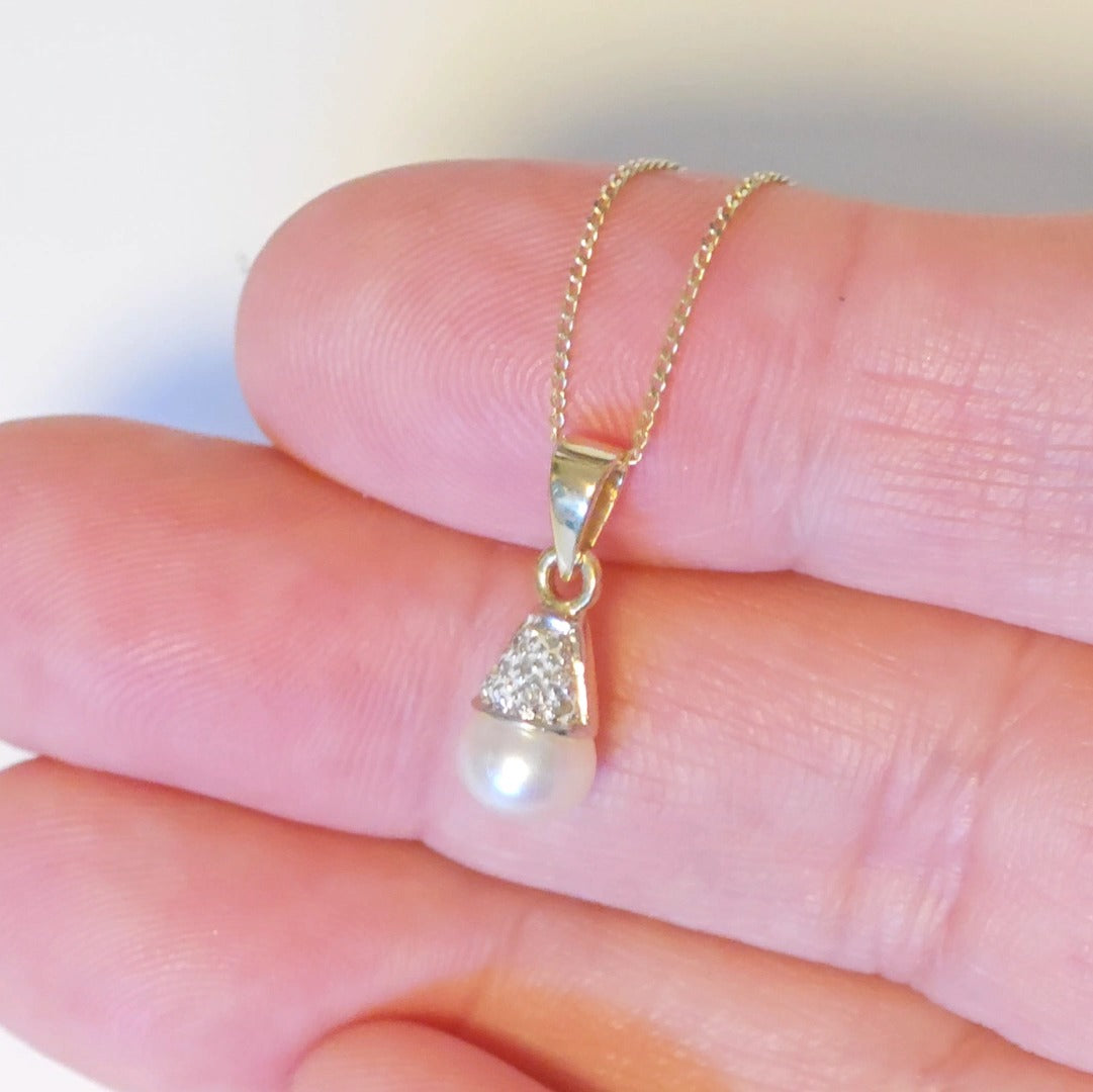 9ct Pearl Necklace Yellow Goldct White Round Natural Gemstone