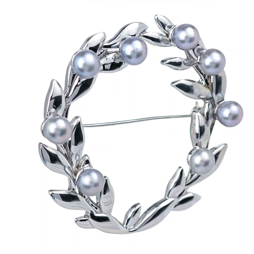 Olive wreath and grey freshwater pearl sterling silver brooch