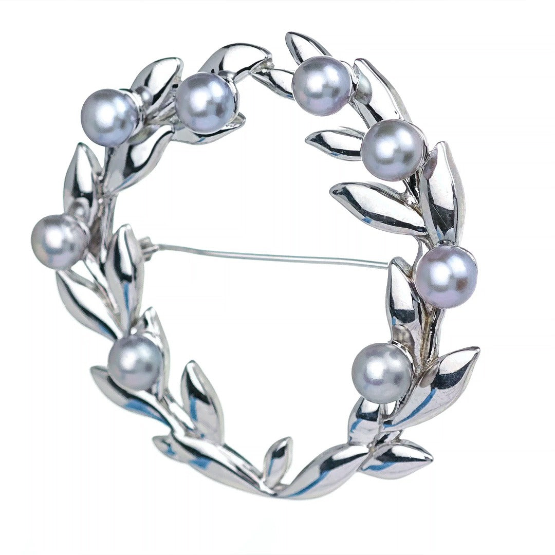 Olive wreath and grey freshwater pearl sterling silver brooch