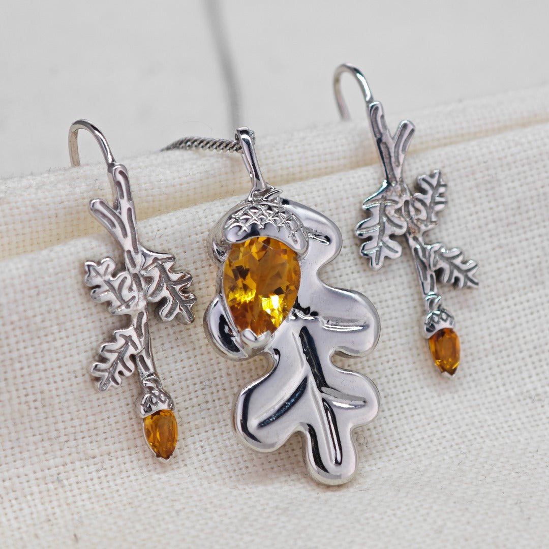 Oak leaf acorn pendant dangle earrings in sterling silver