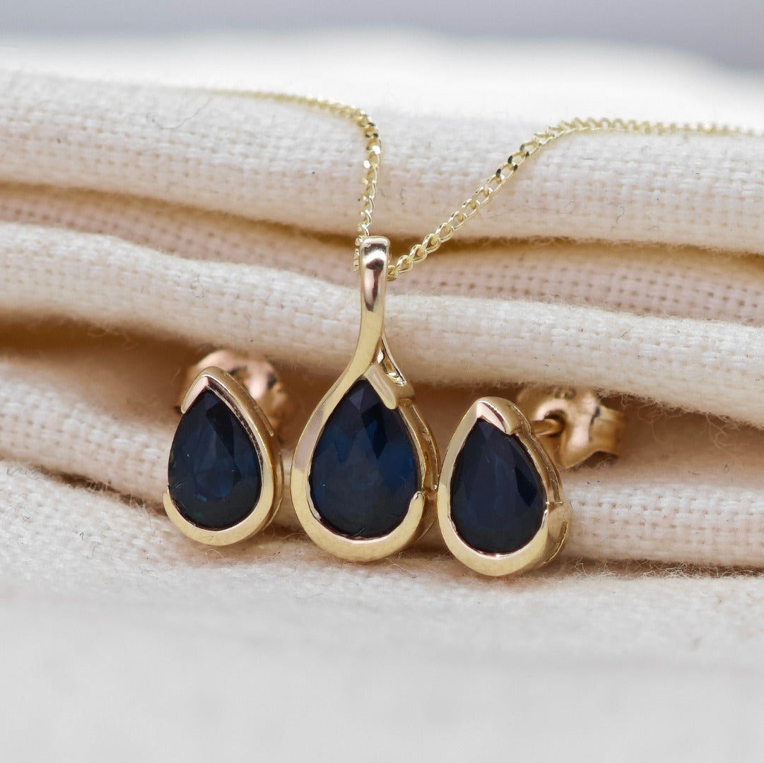 9ct Yellow Gold Blue Sapphire Set Pendant Stud Earrings Infinity Loop Natural Gemstone