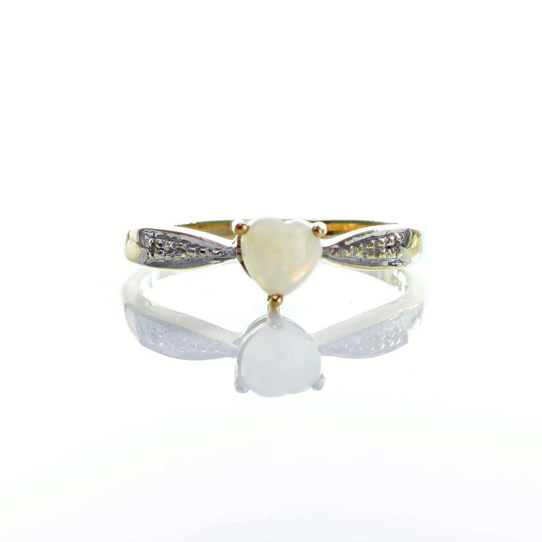 9ct Opal Ring Size M.5 Diamond Yellow Gold 0.26ct Heart White Gemstone