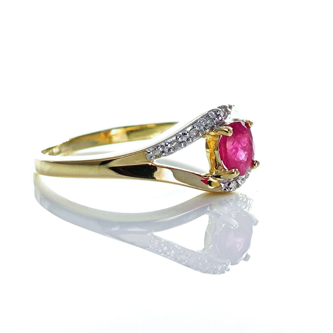 9ct Ruby Ring Size N Diamond Yellow Gold 0.4ct Red Oval Treated Gemstone