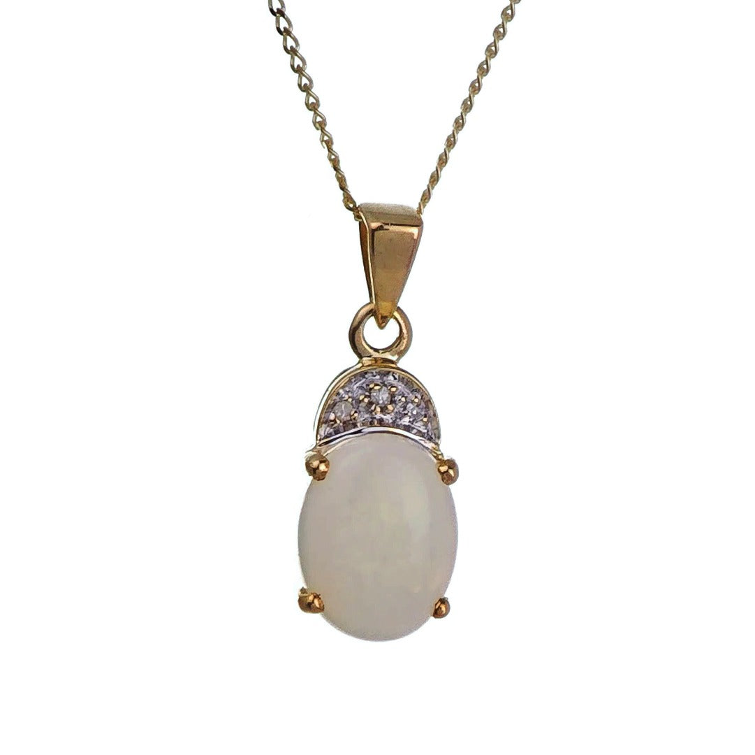 9ct Opal Necklace Yellow Gold 1.02ct White Oval Natural Gemstone