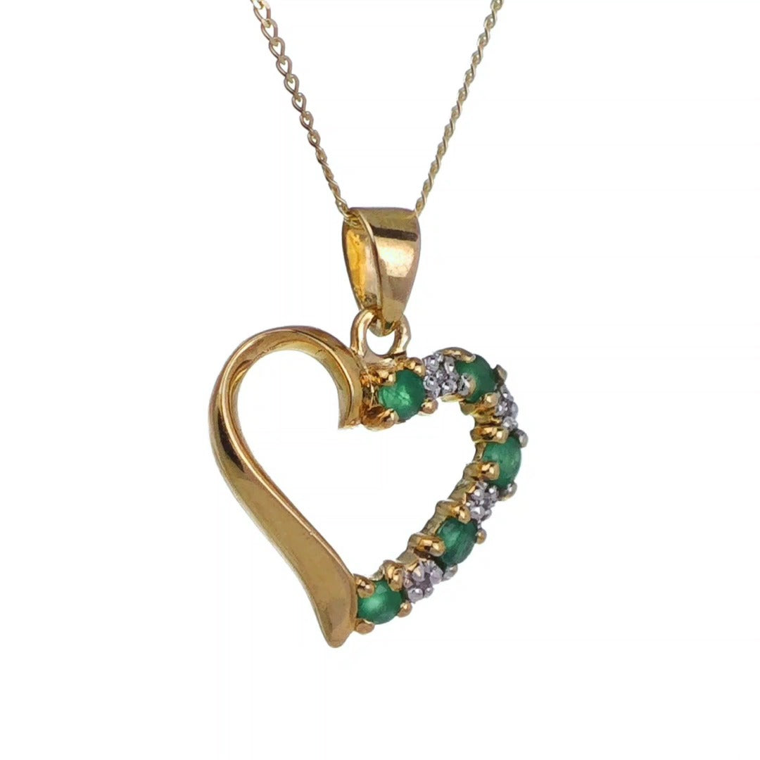 9ct Emerald Heart Necklace Diamond Yellow Gold 0.18ct Green Round Natural Gemstone