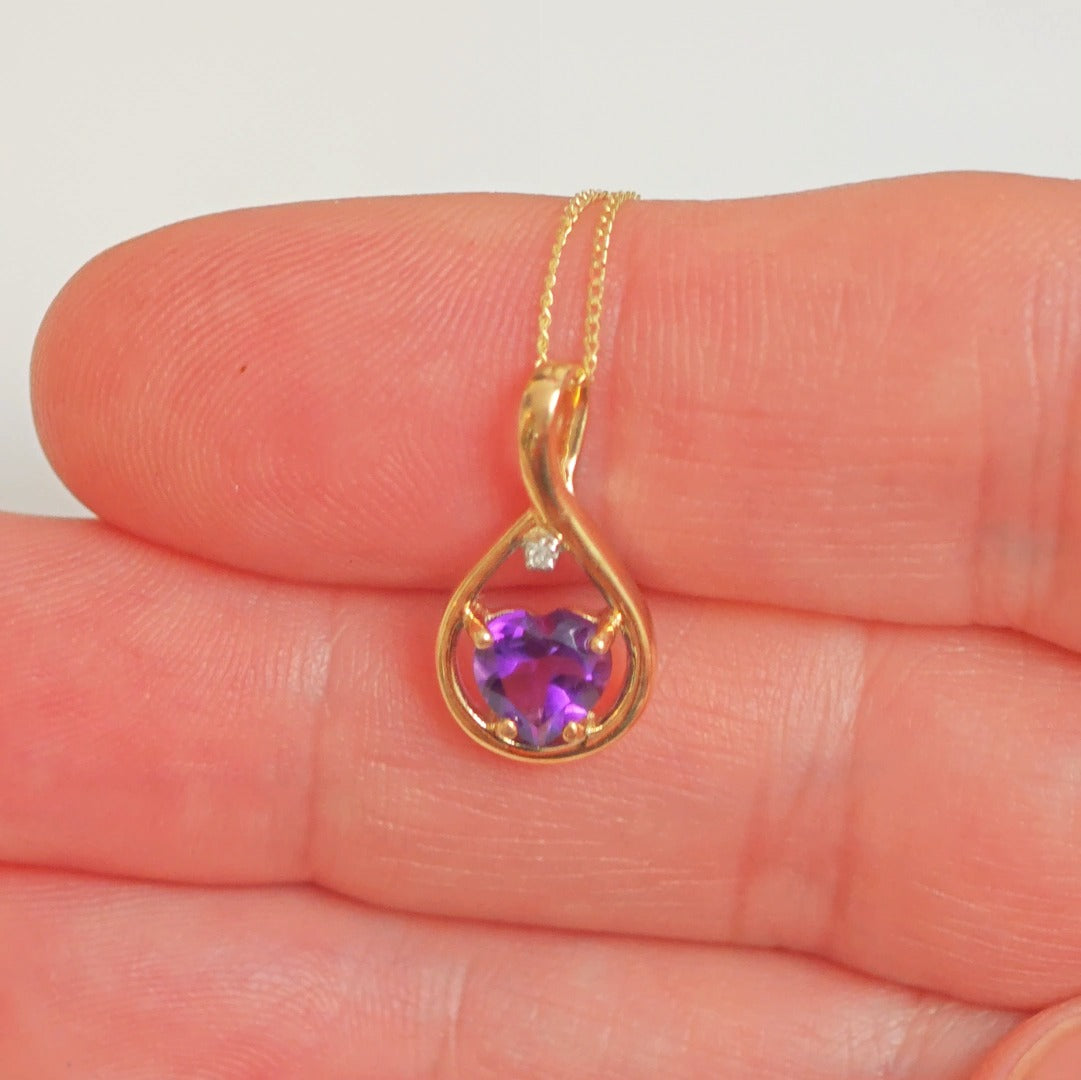 9ct Amethyst Necklace Yellow Gold 0.62ct Purple Heart Natural Gemstone