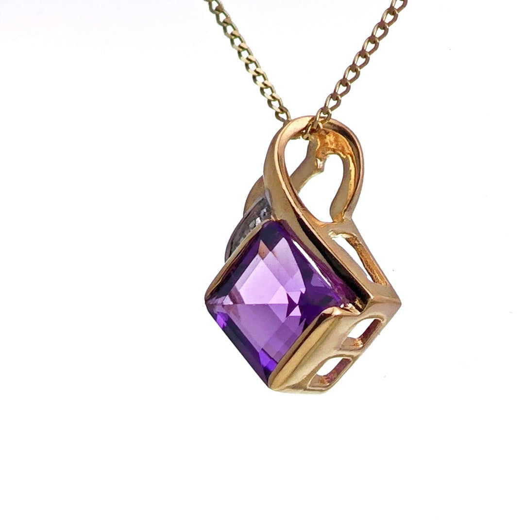 9ct Amethyst Necklace Yellow Gold 0.96ct Purple Square Natural Gemstone