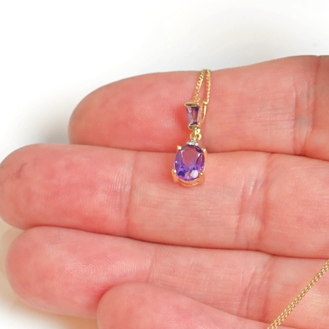 9ct Amethyst Necklace Yellow Gold 0.75ct Purple trapezoid Natural Gemstone