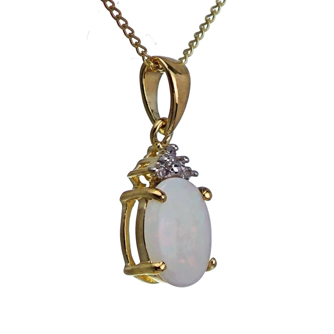 9ct Opal Necklace Yellow Gold 0.66ct White Oval Natural Gemstone