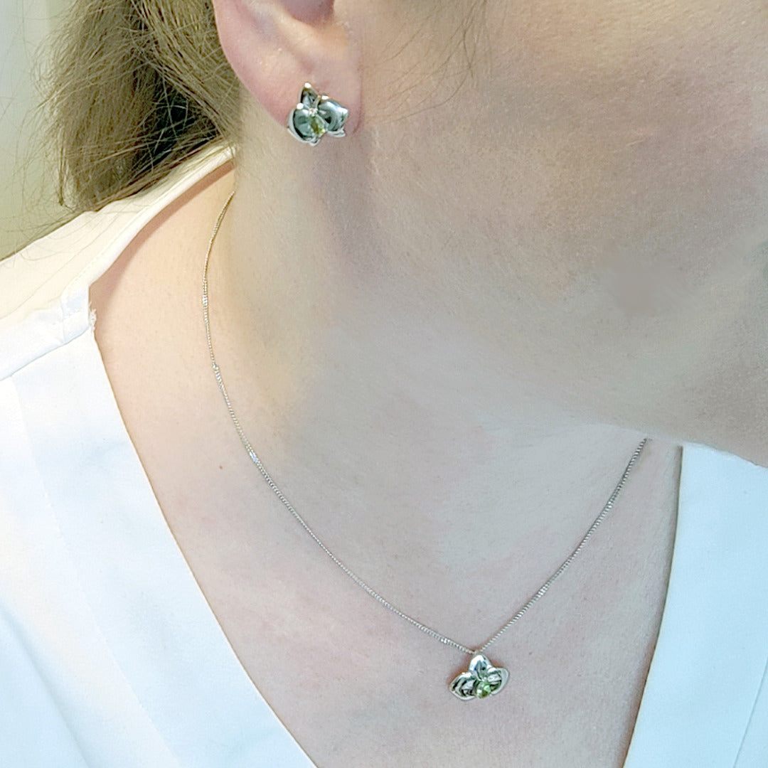 Peridot Orchid Necklace Earrings