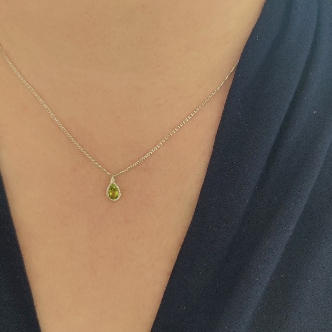 Peridot Necklace Earring Set 1ct Pear Pendant