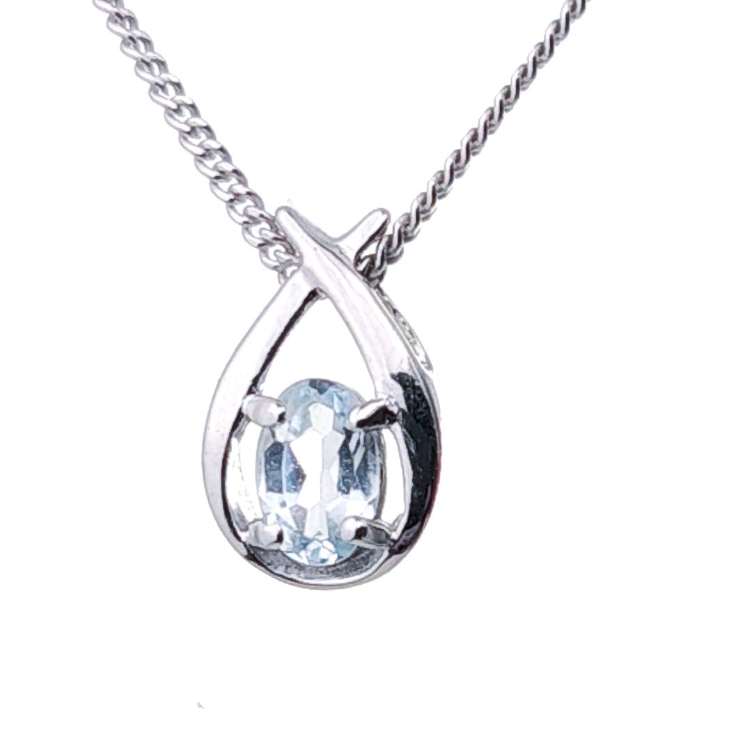 Aquamarine Oval pendant sterling silver