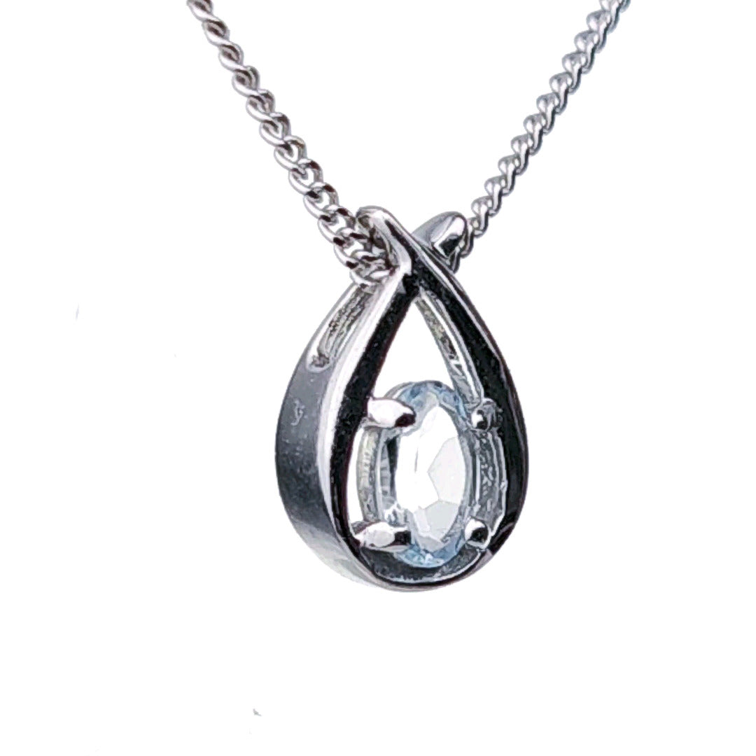 Aquamarine Oval pendant sterling silver