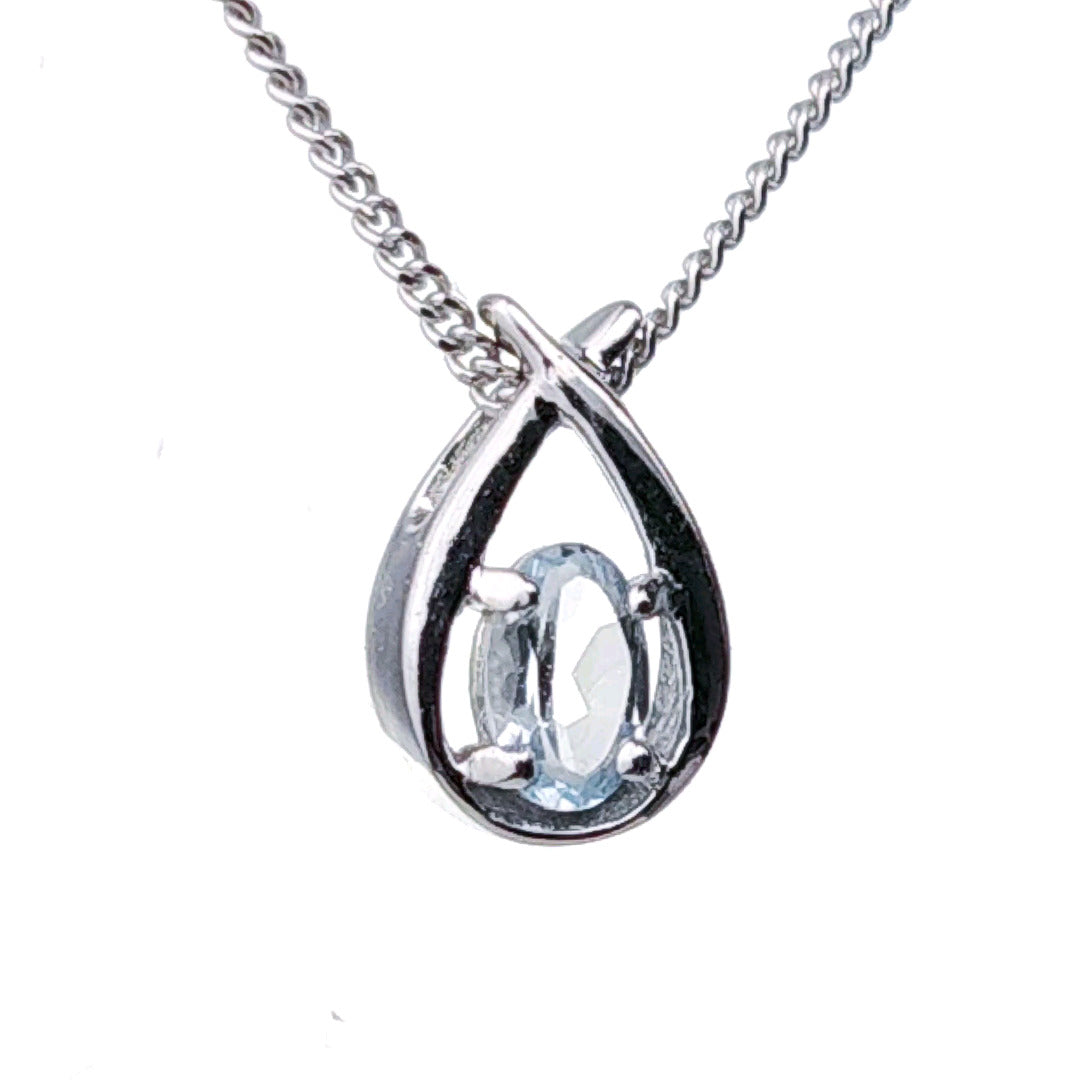 Aquamarine Oval pendant sterling silver