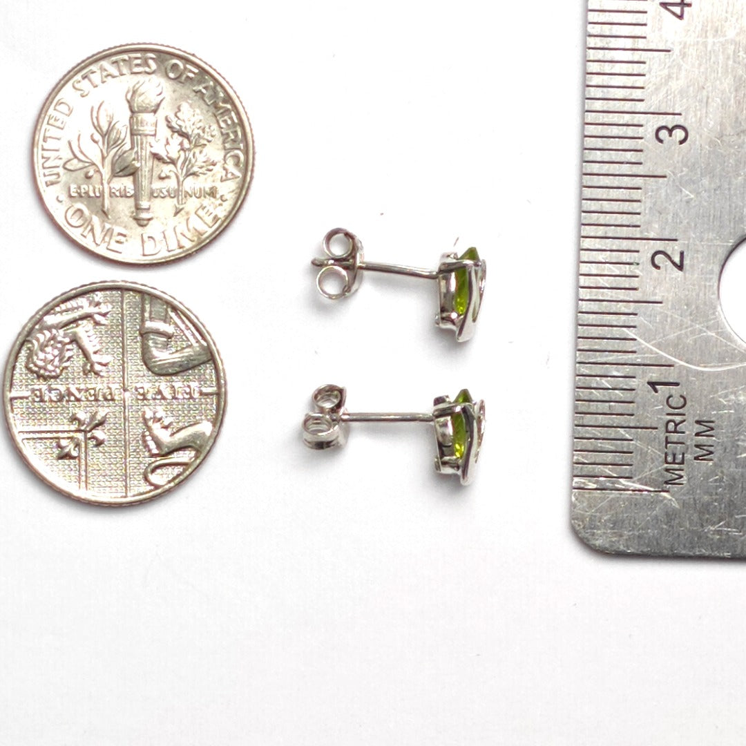 Natural Green Peridot Tulip Stud Earrings Dims