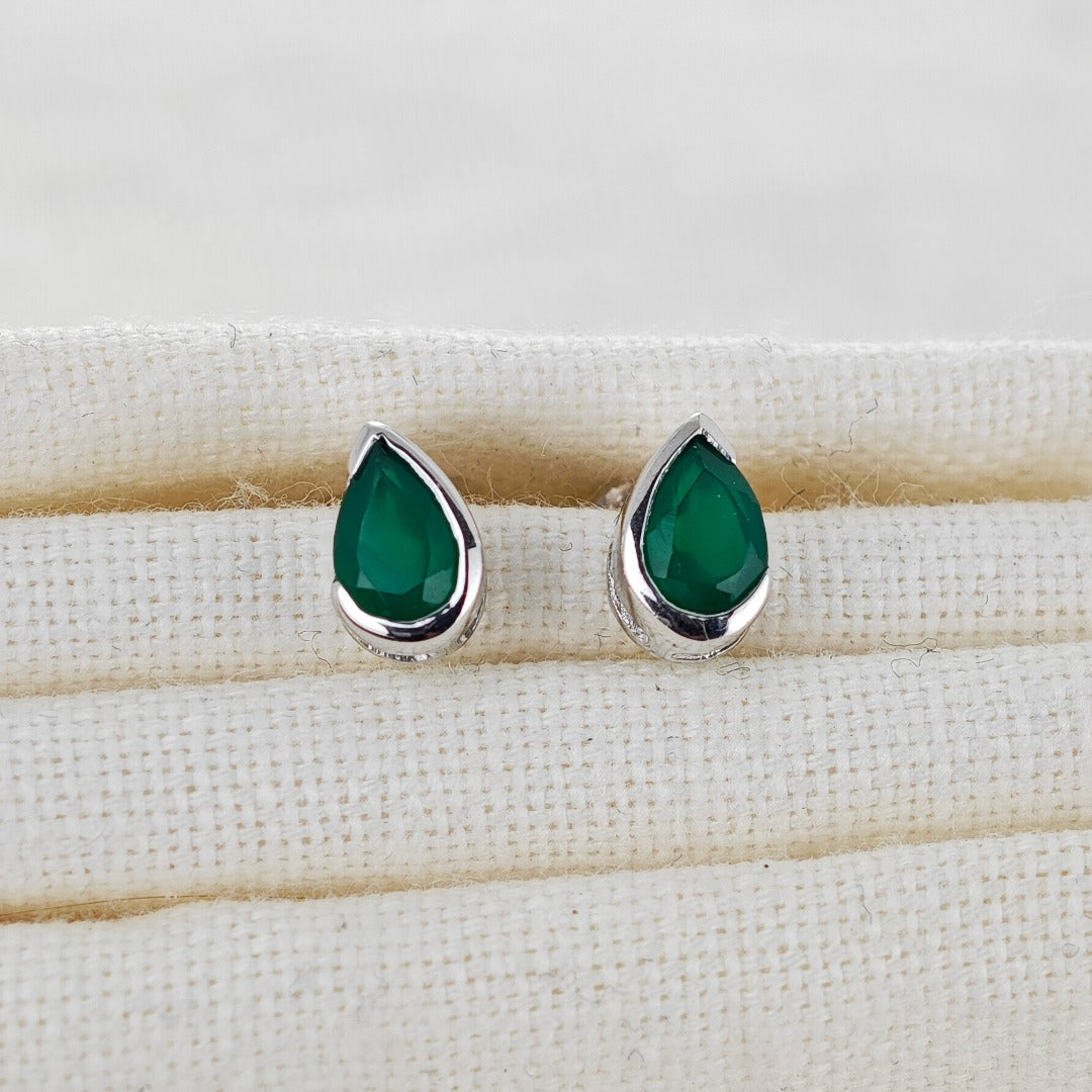 Onyx Green Earrings Sterling Silver Studs Infinity Loop