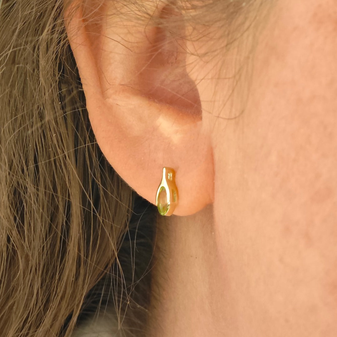 Minimalist 2025 gold earrings