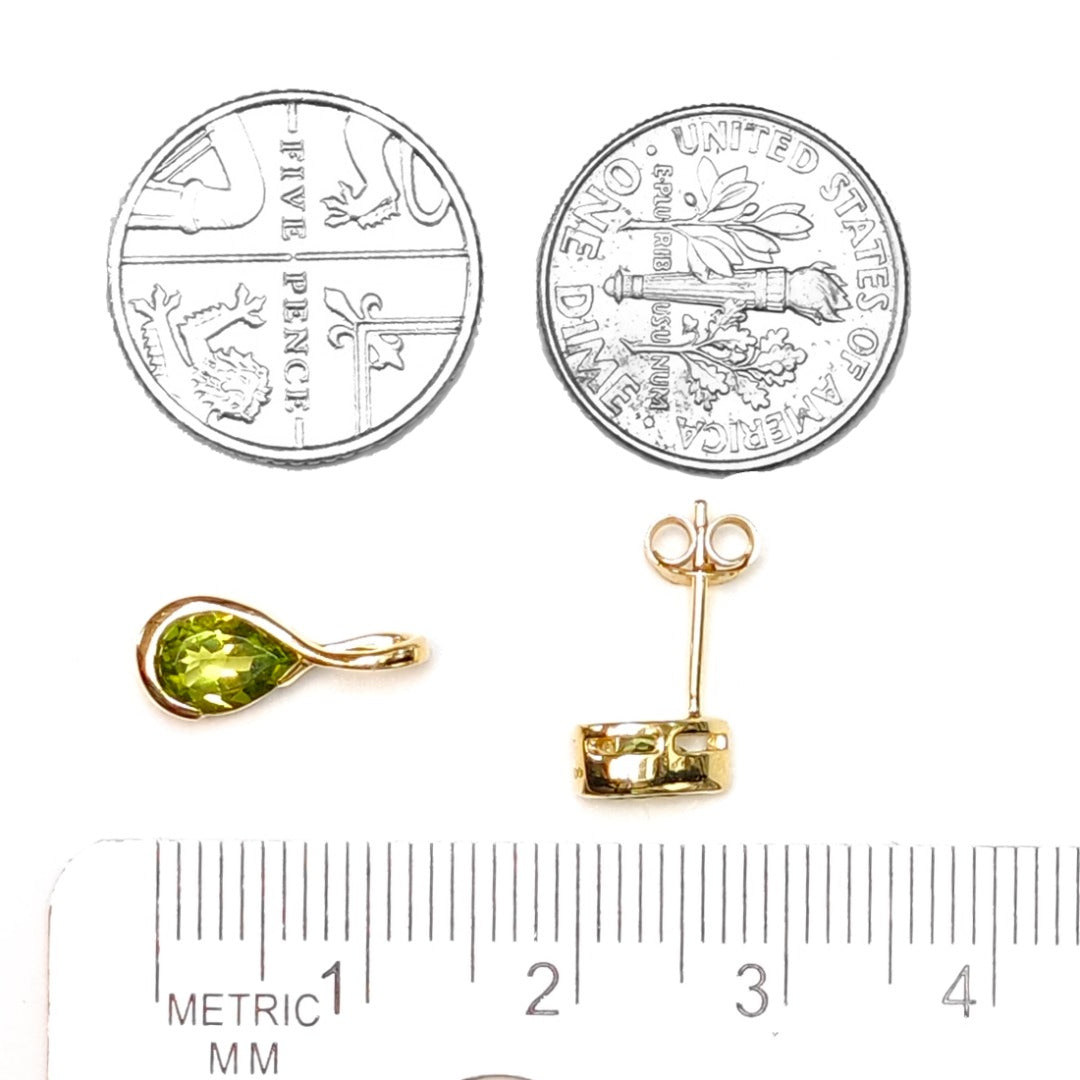 9ct Gold Peridot Earrings Green Studs Solitaire