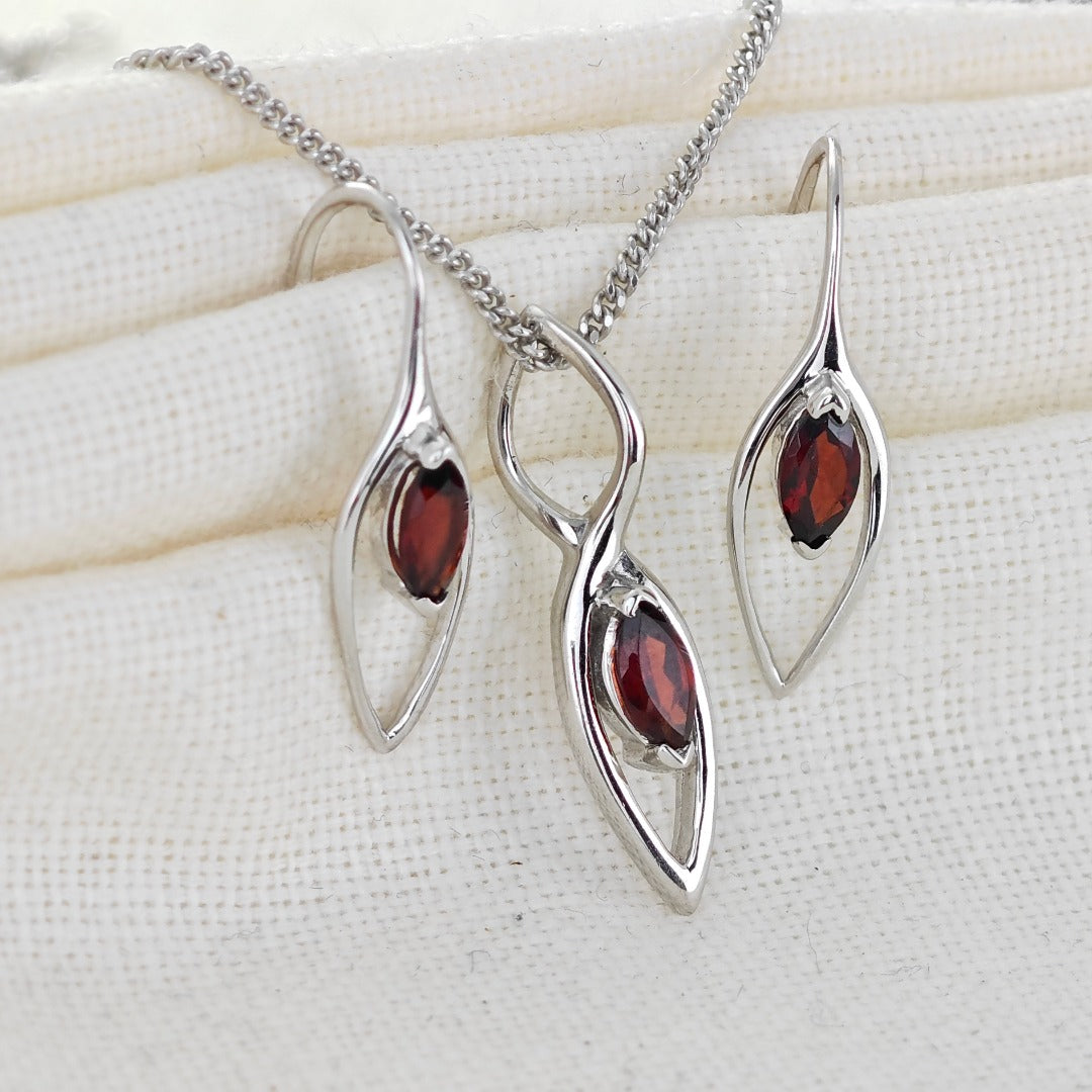 Garnet Set Earrings Pendant Sterling Silver Marquise Dangle