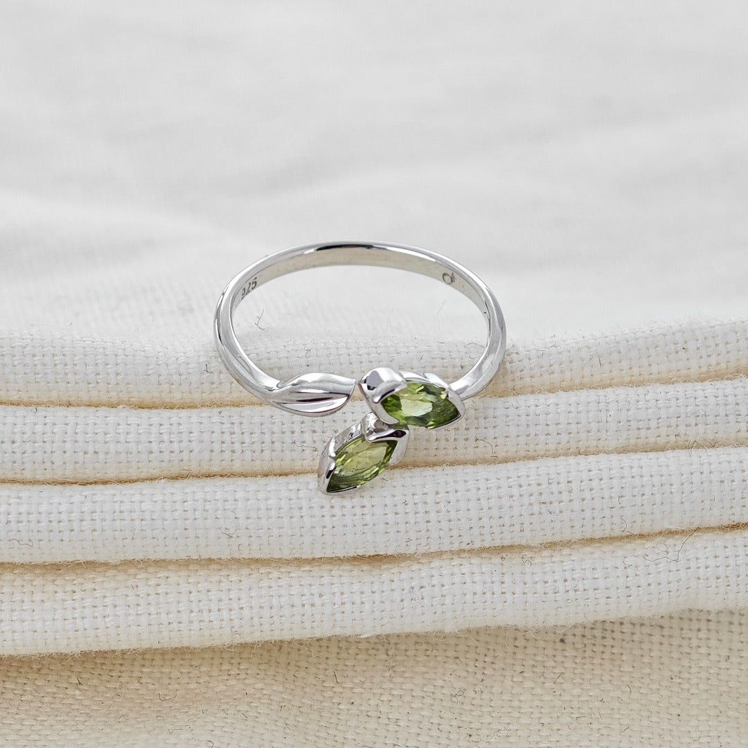 Silver ring with sale peridot stone