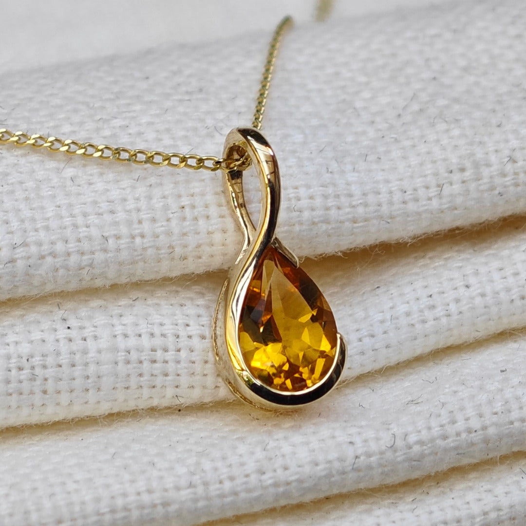 Citrine Pendant 9ct Yellow Gold Infinity Loop