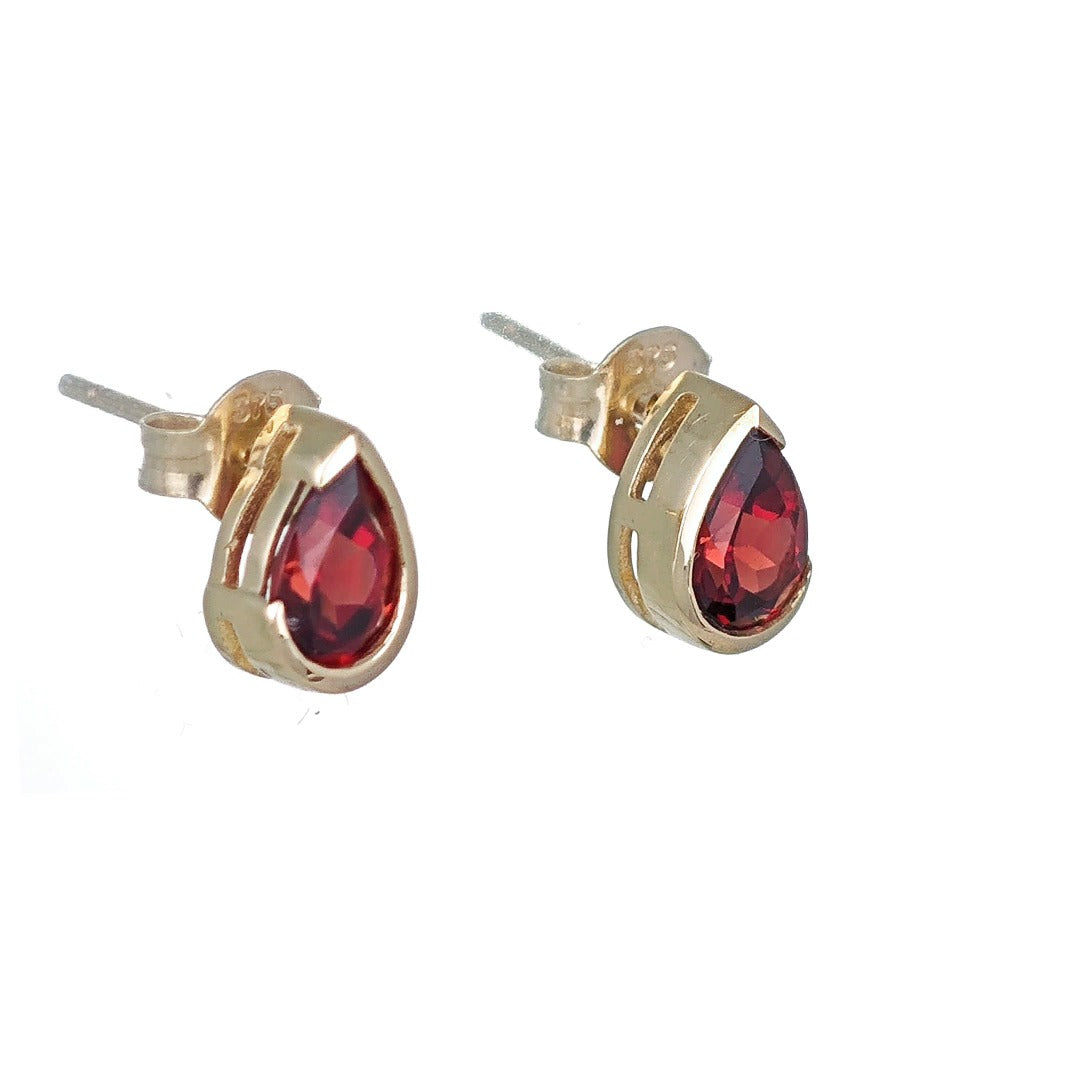 9ct Yellow Gold Garnet Earrings Red Natural Gemstone Studs