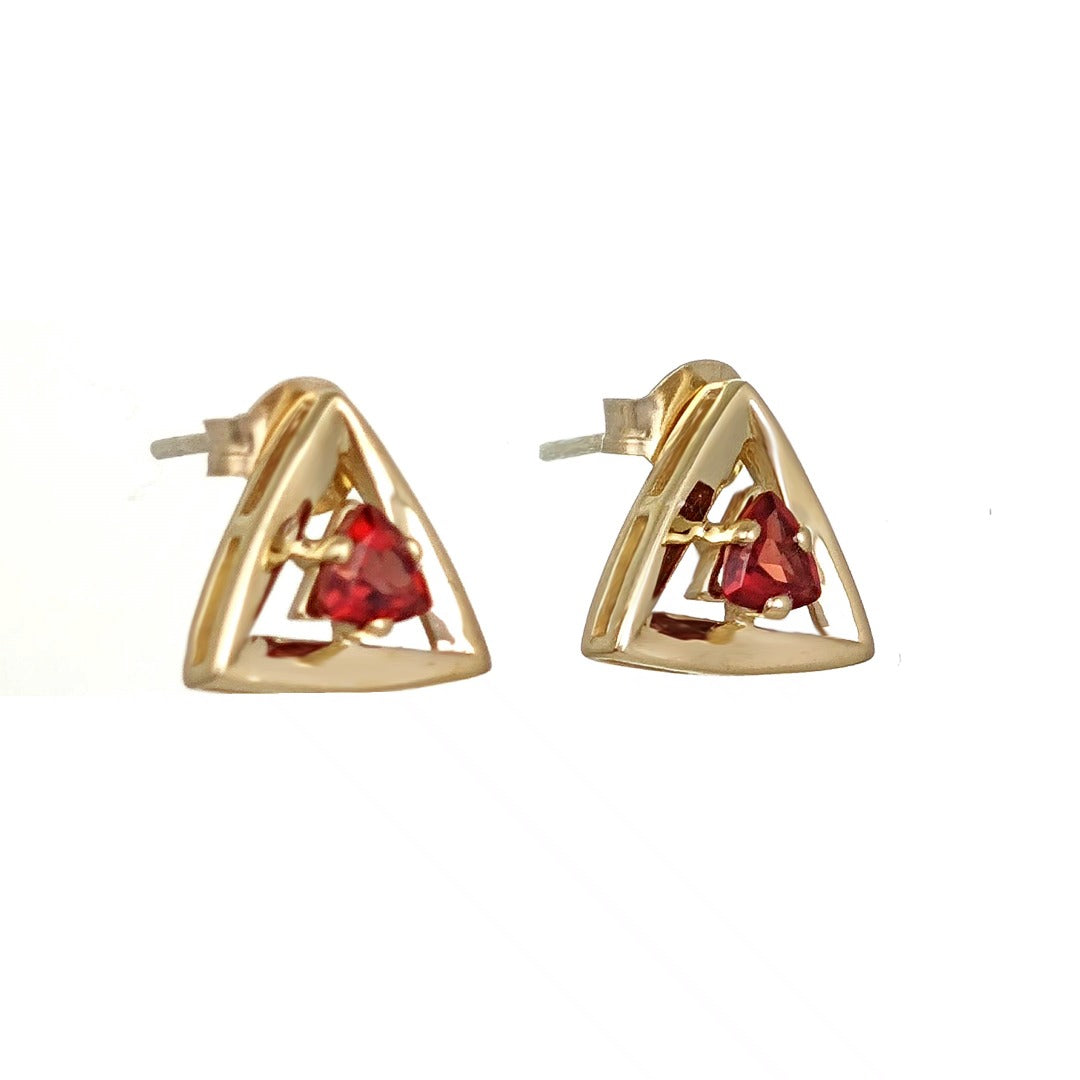 Garnet Earrings 9ct Yellow Gold Studs Studs Trillion