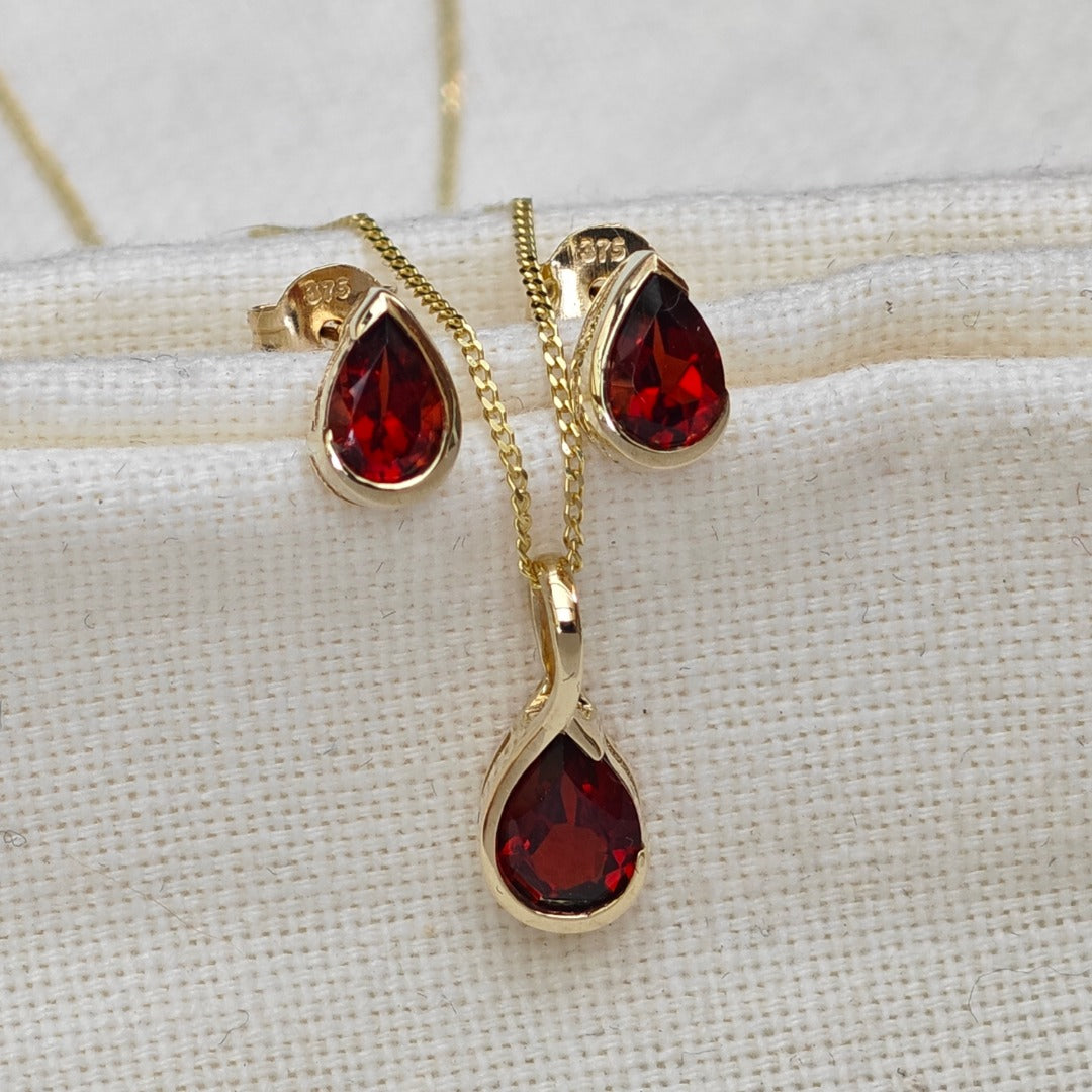 9ct Gold Garnet Set Pendant Earrings Natural Red Gemstones