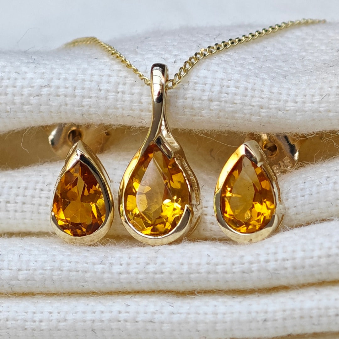 Citrine Set Pendant and Earrings 9ct Yellow Gold Infinity Loop