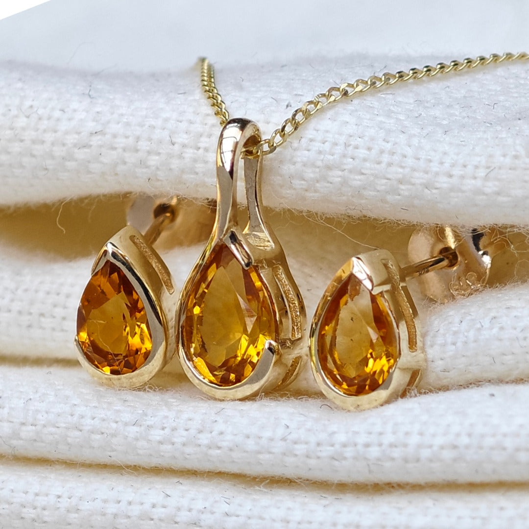 Citrine Set Pendant and Earrings 9ct Yellow Gold Infinity Loop