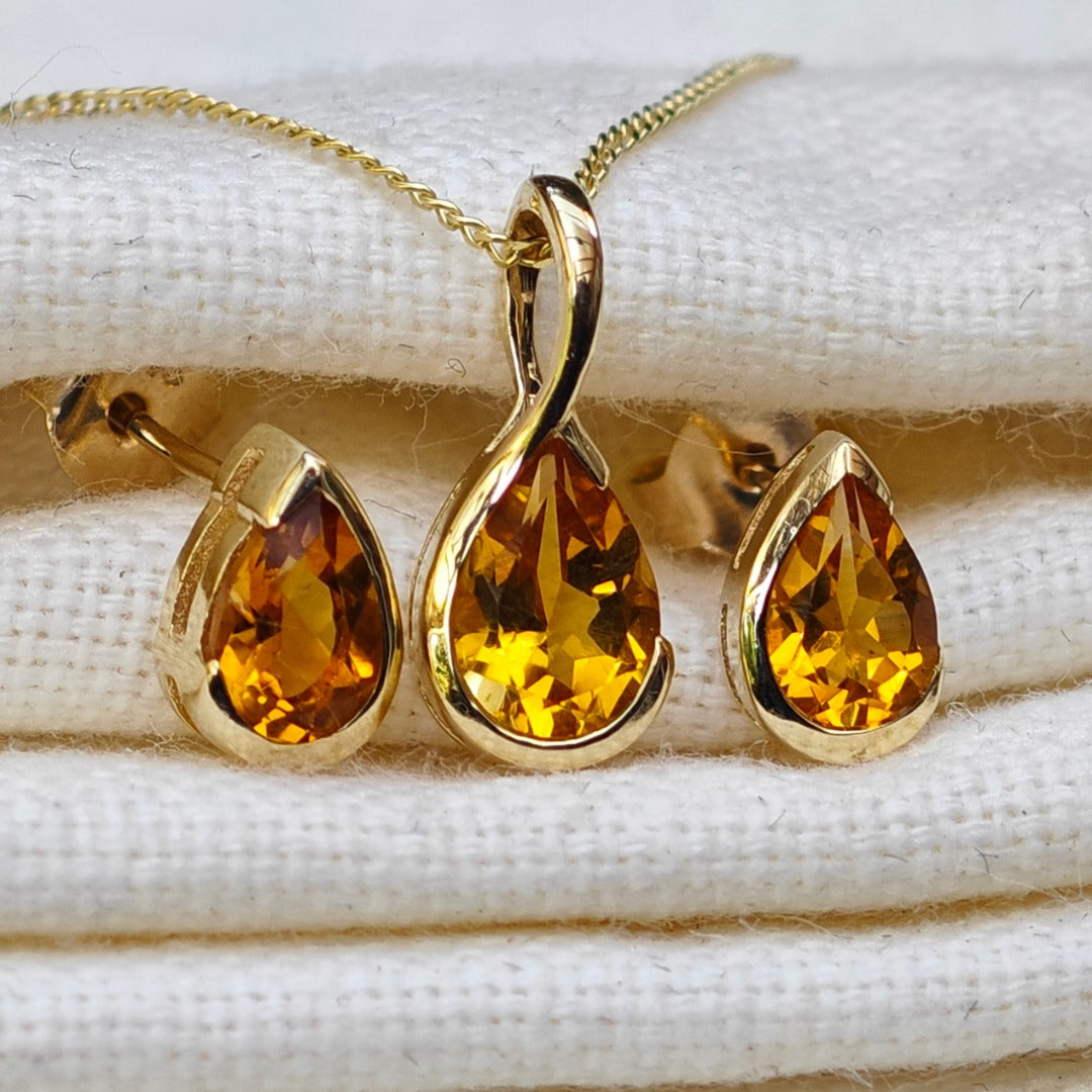 Citrine Set Pendant and Earrings 9ct Yellow Gold Infinity Loop