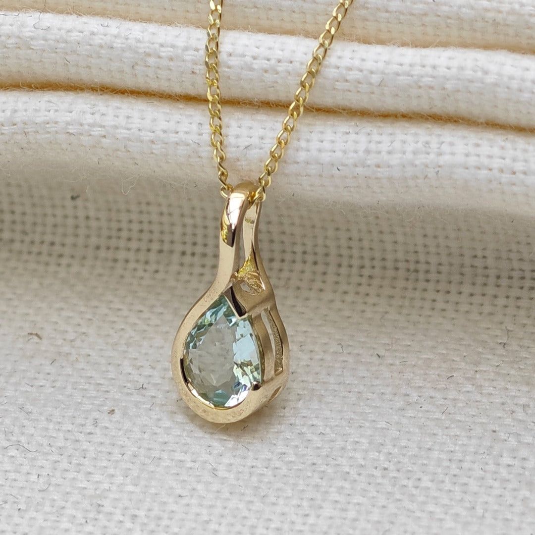 9ct Yellow Gold Aquamarine Necklace Infinity Loop Natural Blue Gemstone