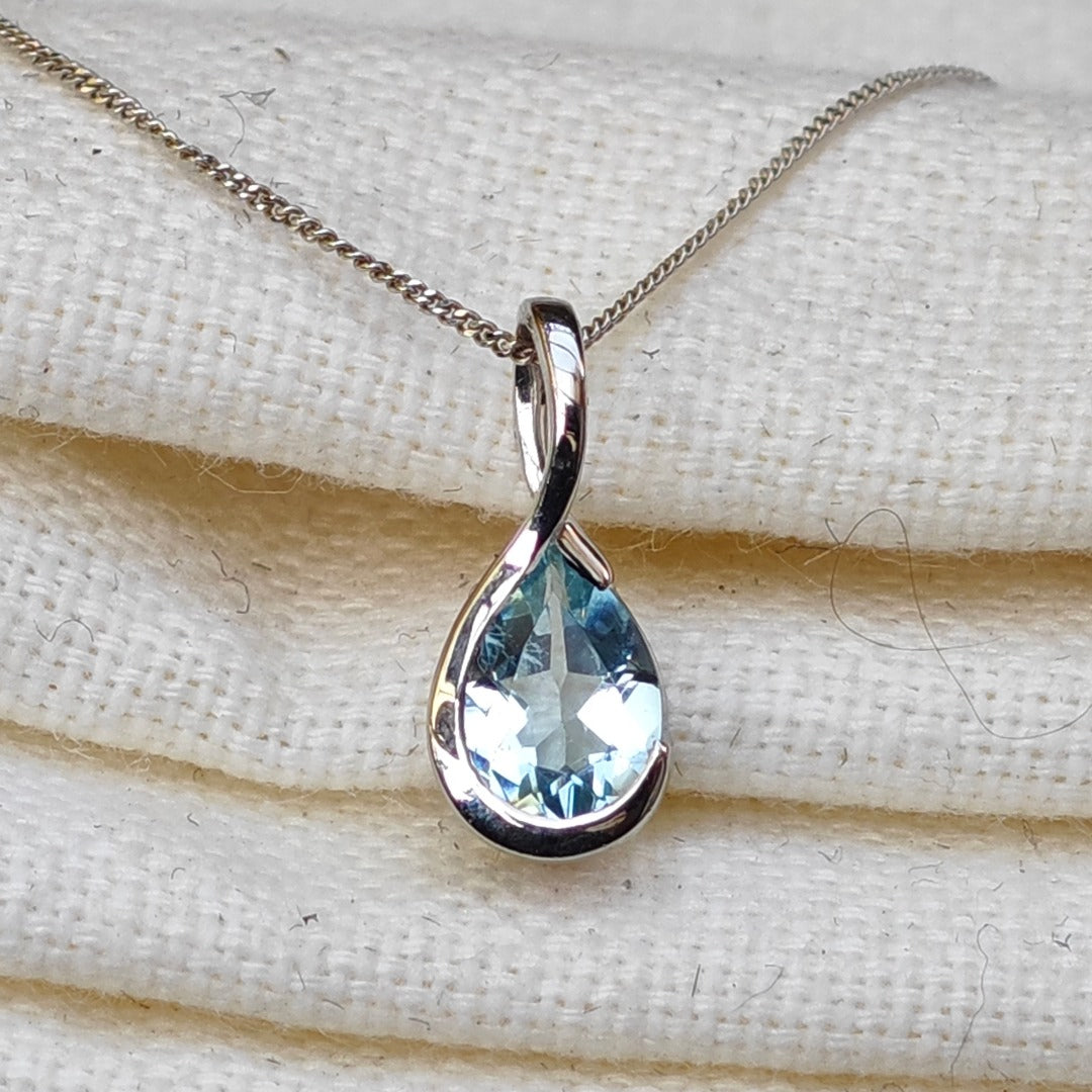 Cheap deals aquamarine necklace