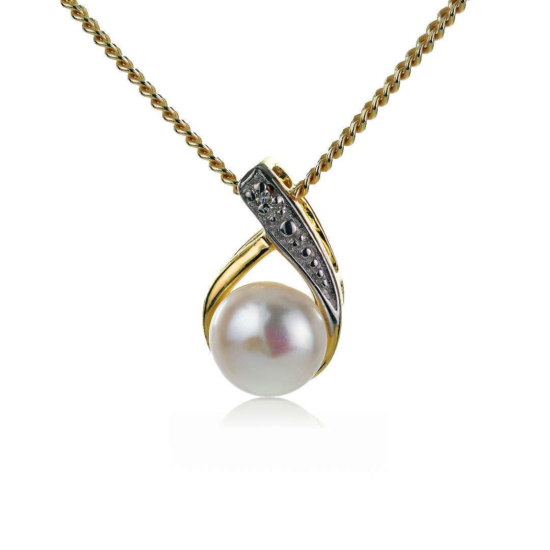 Diamond on sale pearl pendant